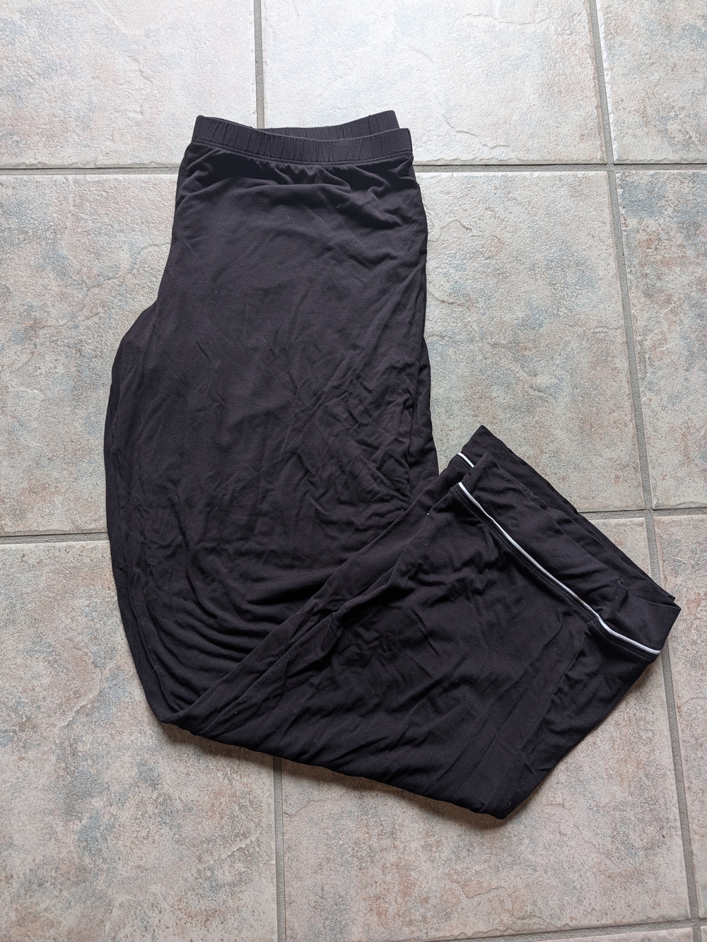 Kyte Baby Women's Adult Bamboo Pajama Lounge Pants Black with White Piping Trim